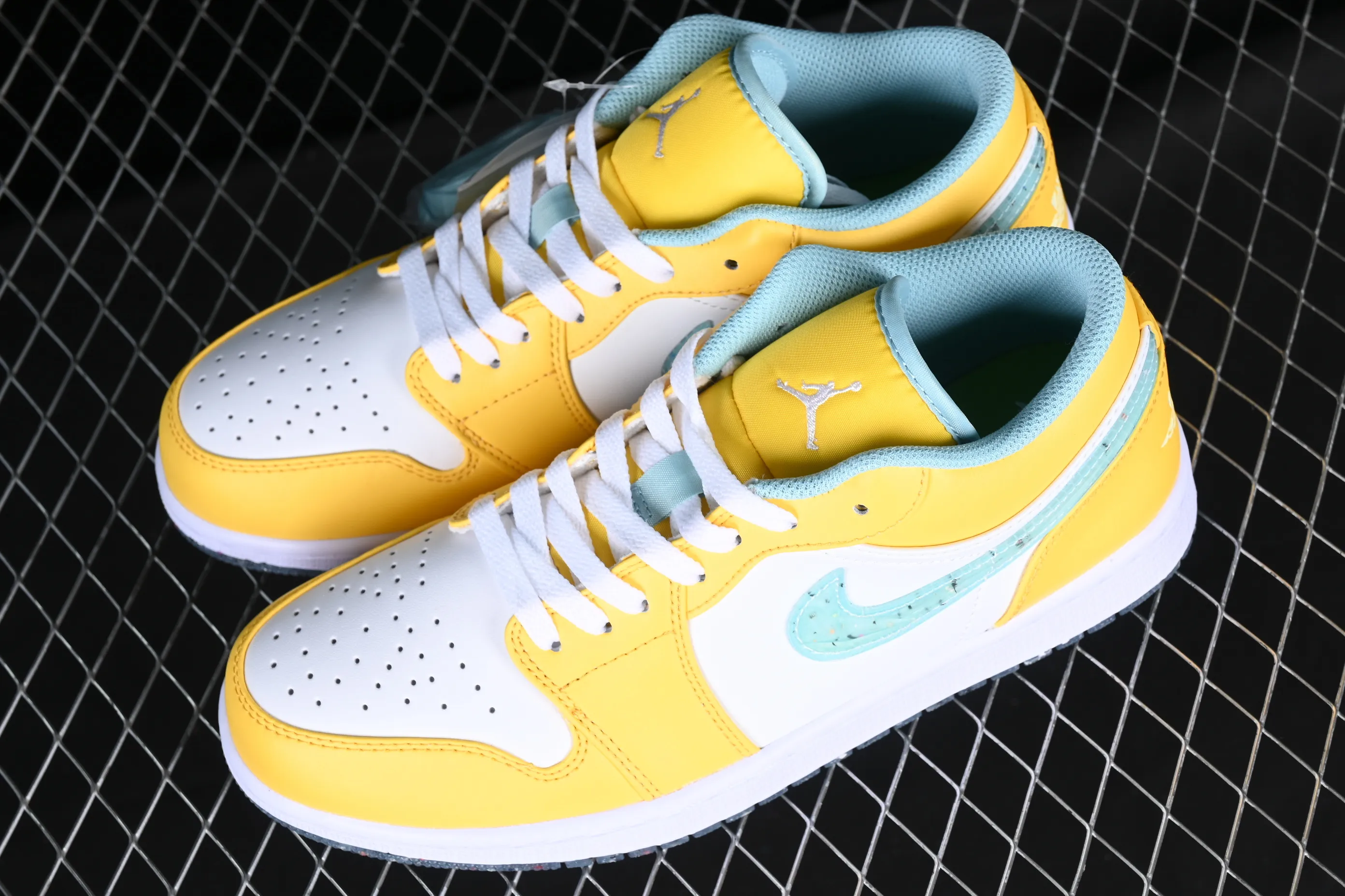 All categories Air Jordan Jordan series basketball shoes Air Jordan 1 Low Air Jordan Low AJ1 Joe 1 summer seaside style low-top cultural casual sneakers DX4375-800